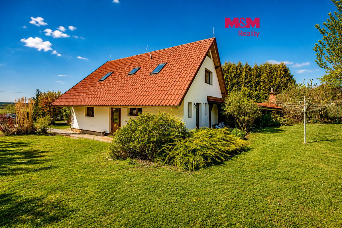 Prodej rodinného domu 156 m², pozemek 910 m²